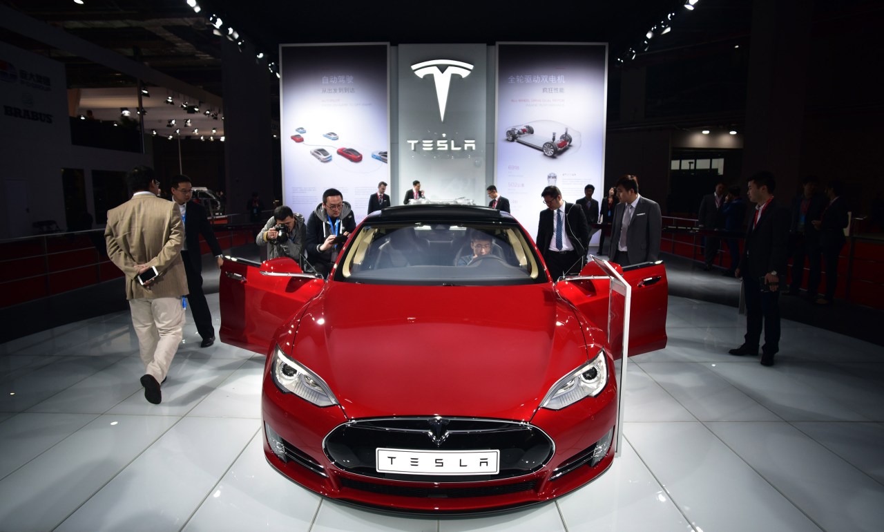 Assessing Tesla’s Autopilot: A Glimpse into the Debate