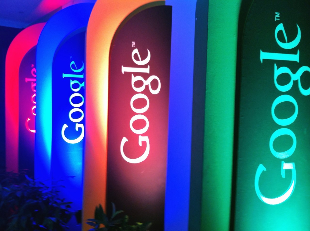 Google Takes a Bold Step: Launching an AI Research Lab in Beijing