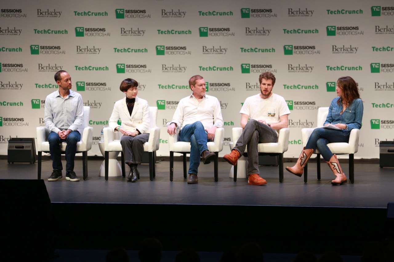 Exploring Innovations from TC Sessions: Robotics + AI