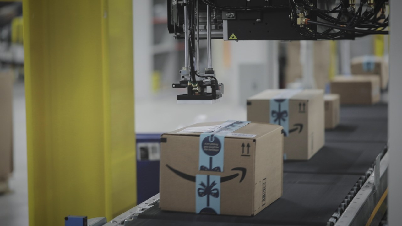 The Rise of Robotics in Major Retail: Amazon and Walmart Lead the Way