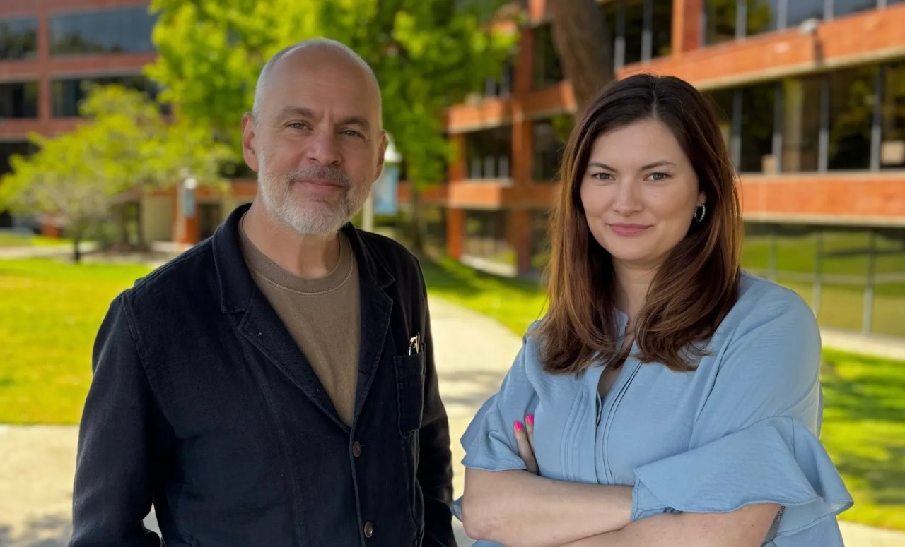 Shifting Focus: Former Humane Executives Launch Infactory, an AI Fact-Checking Startup