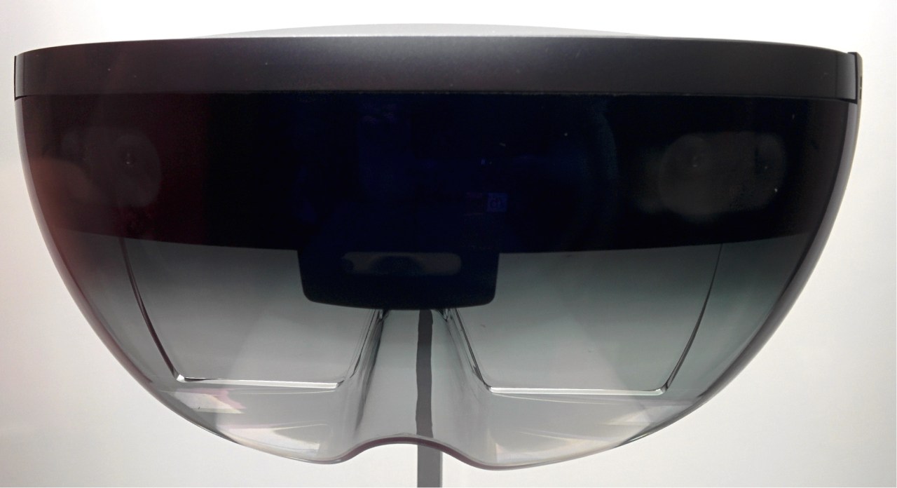 The Introduction of HoloLens in China: A New Era for Mixed Reality