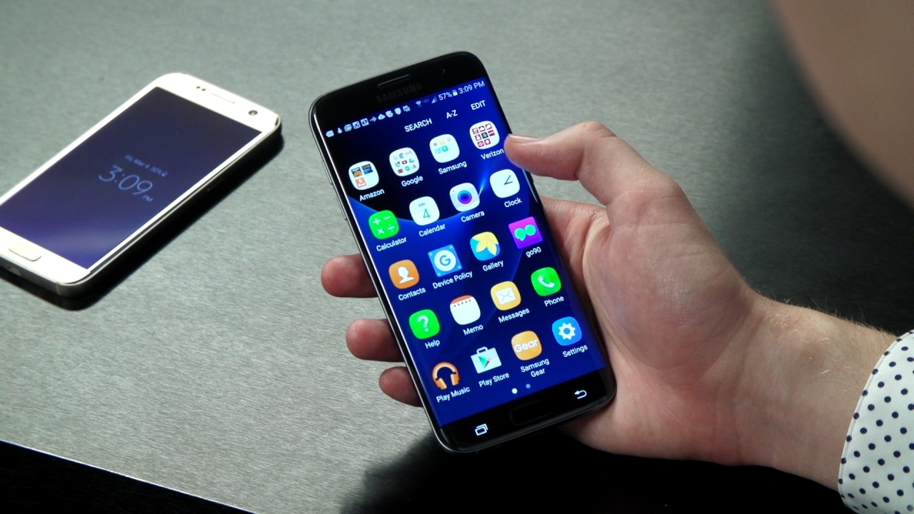 Samsung’s Bold Step Towards AI Innovation with Galaxy S8