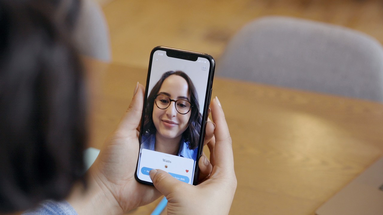 Warby Parker: Revolutionizing Eyewear Shopping with Augmented Reality