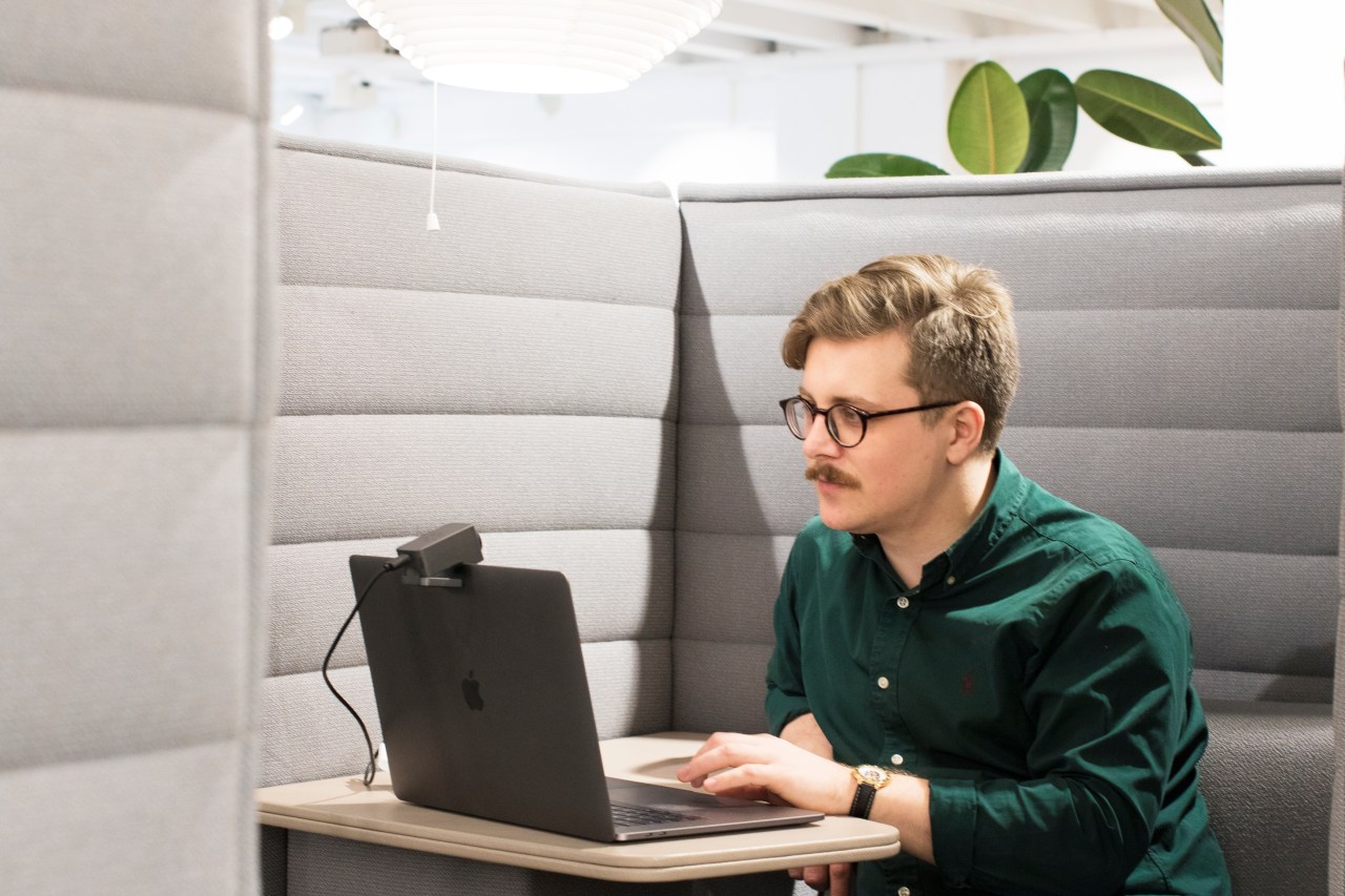 Revolutionizing Virtual Collaboration: The Launch of Huddly’s Smart GO Camera