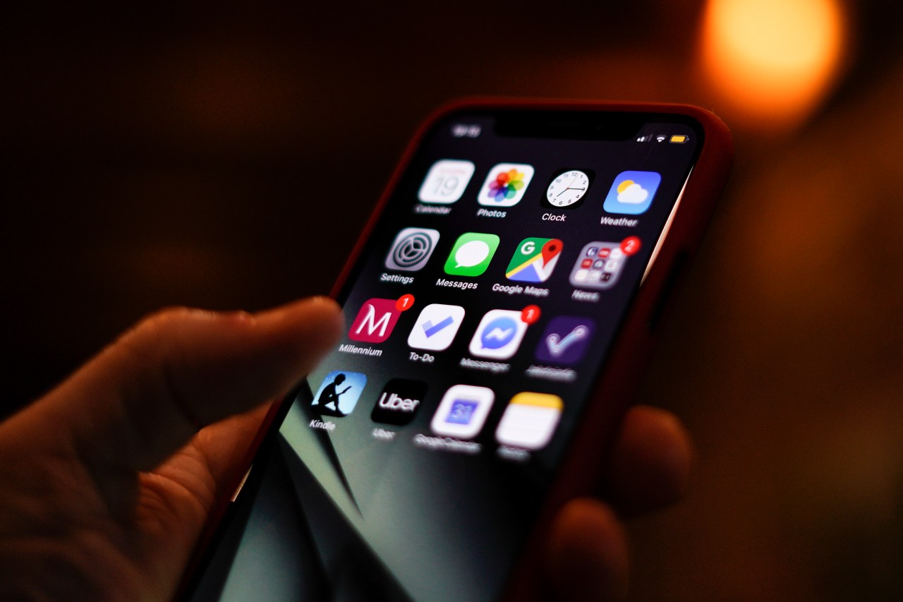 Revolutionizing Accessibility: iPhones’ Automatic UI Recognition for the Visually Impaired